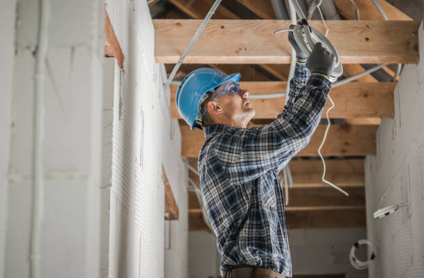 Professional Electrician in Pine Knoll Shores, NC